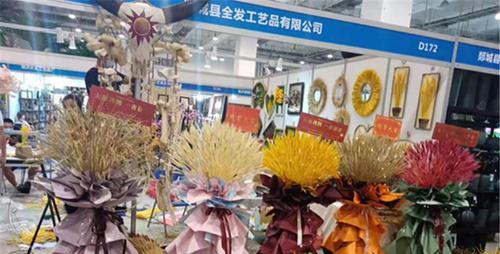 舜网 520“大麦花束”大卖！麦子不吃做成干花，农民收入翻20倍，引网友热议