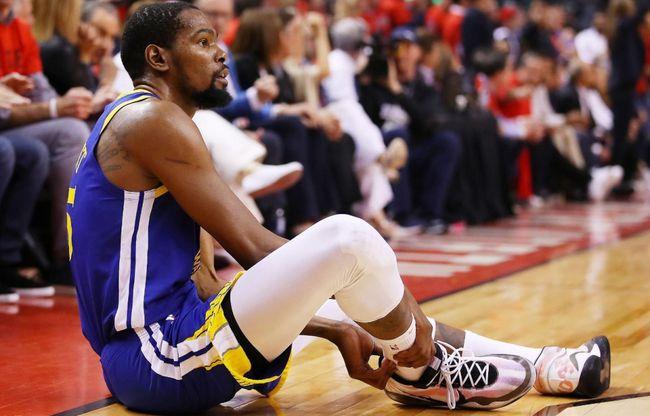 凯文·杜兰特|坏消息！杜兰特伤情出现反弹或常规赛报销，哈登和欧文该怎么办？