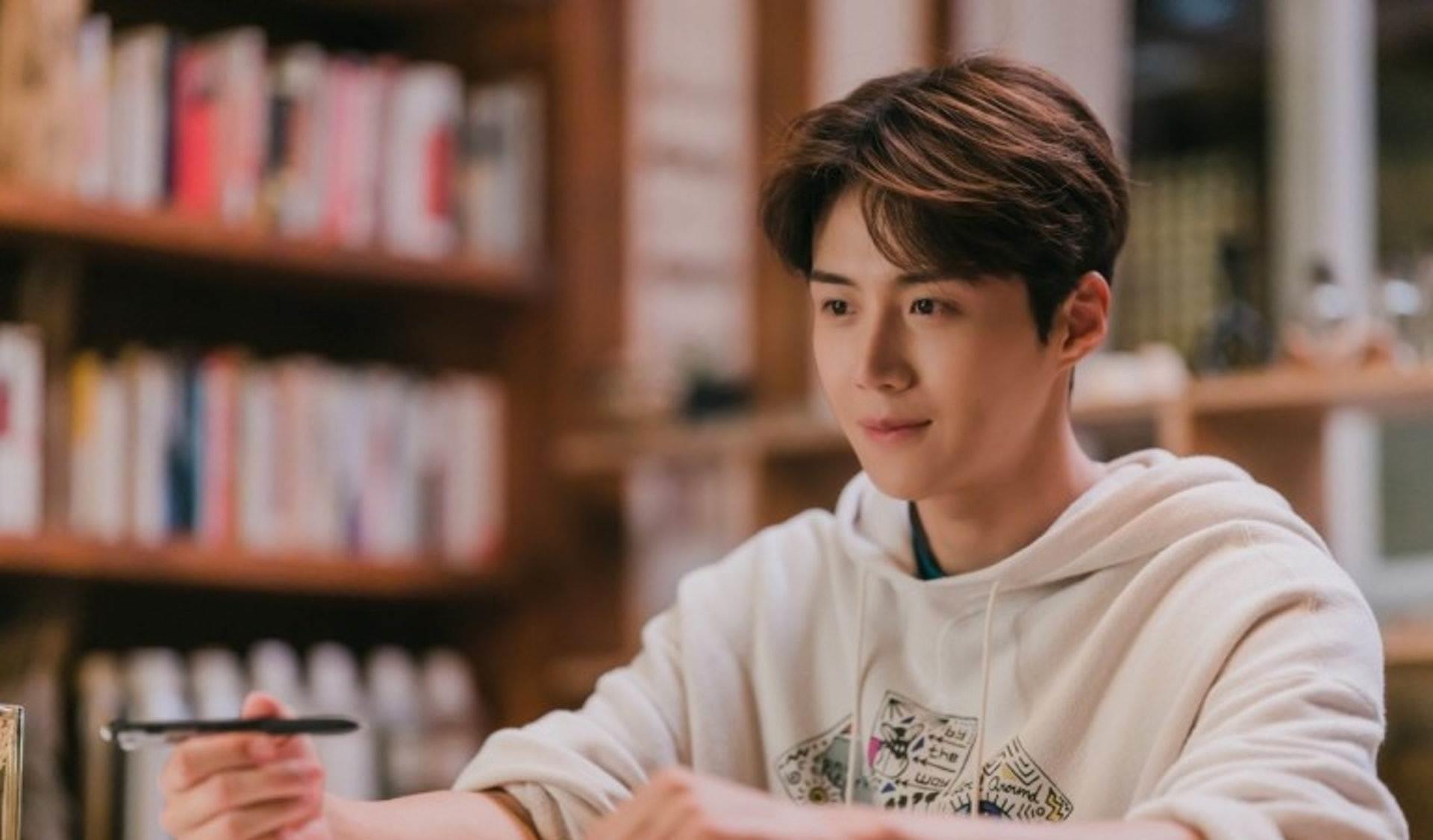 校园欺凌|2021韩娱10件大事：3对艺人恋情曝光，多位明星深陷校园霸凌风波