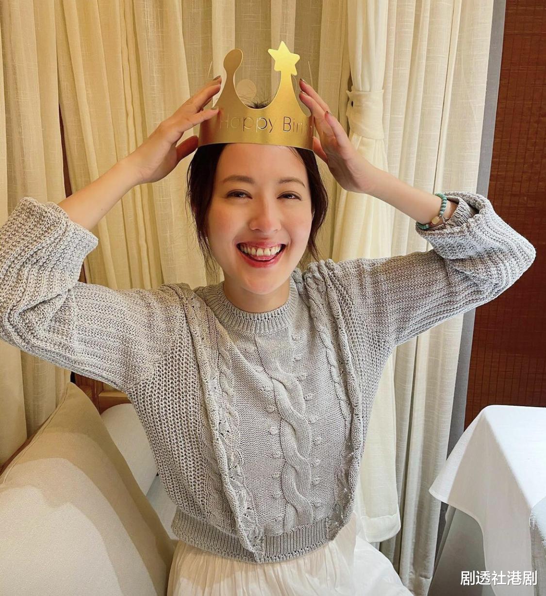 唐诗咏|唐诗咏两年未有新剧播出，亲生女地位下跌，花旦排行榜悄然变化