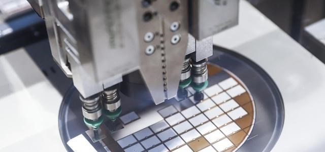 童书小窝|国产半导体设备接连突破，覆盖28nm至14nm，中国芯迎来黄金时期