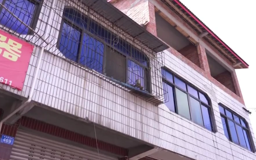 |喜购住房安顿父母，遇上难缠邻居，十年时间打了两场官司