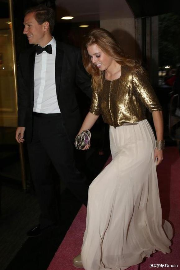 服装搭配师main|英国女王最疼爱的孙女,走过T台拍过电影,跟戴妃一样向往自由