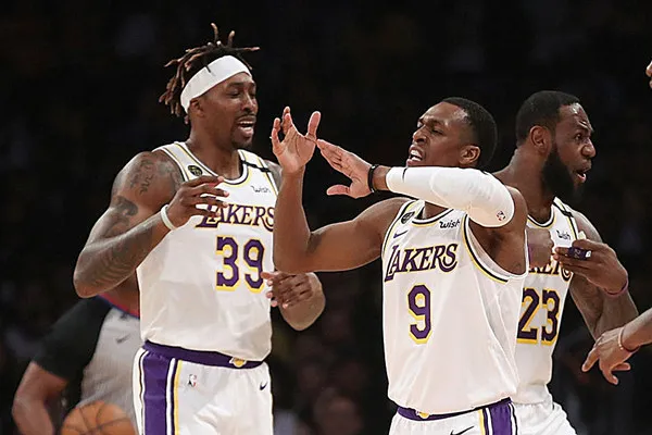 篮网队 交易达成！5换2！104次全明星，湖人篮网起飞了