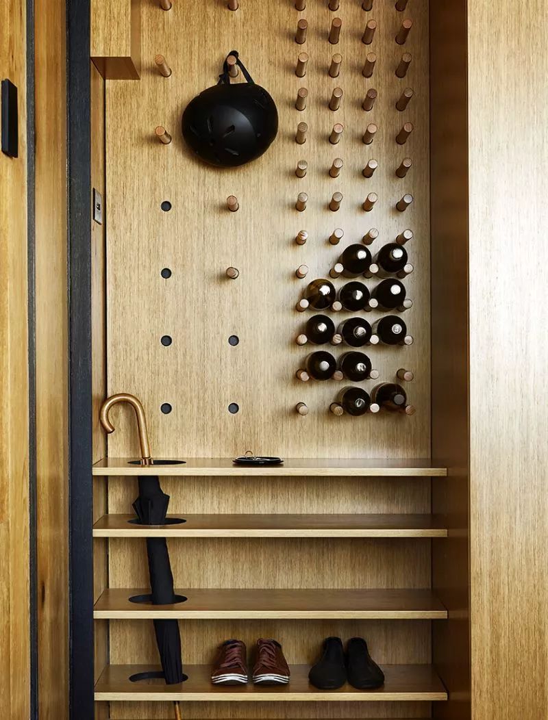 35㎡迷你小宅，定制柜解决全屋收纳，还有隐形餐桌！