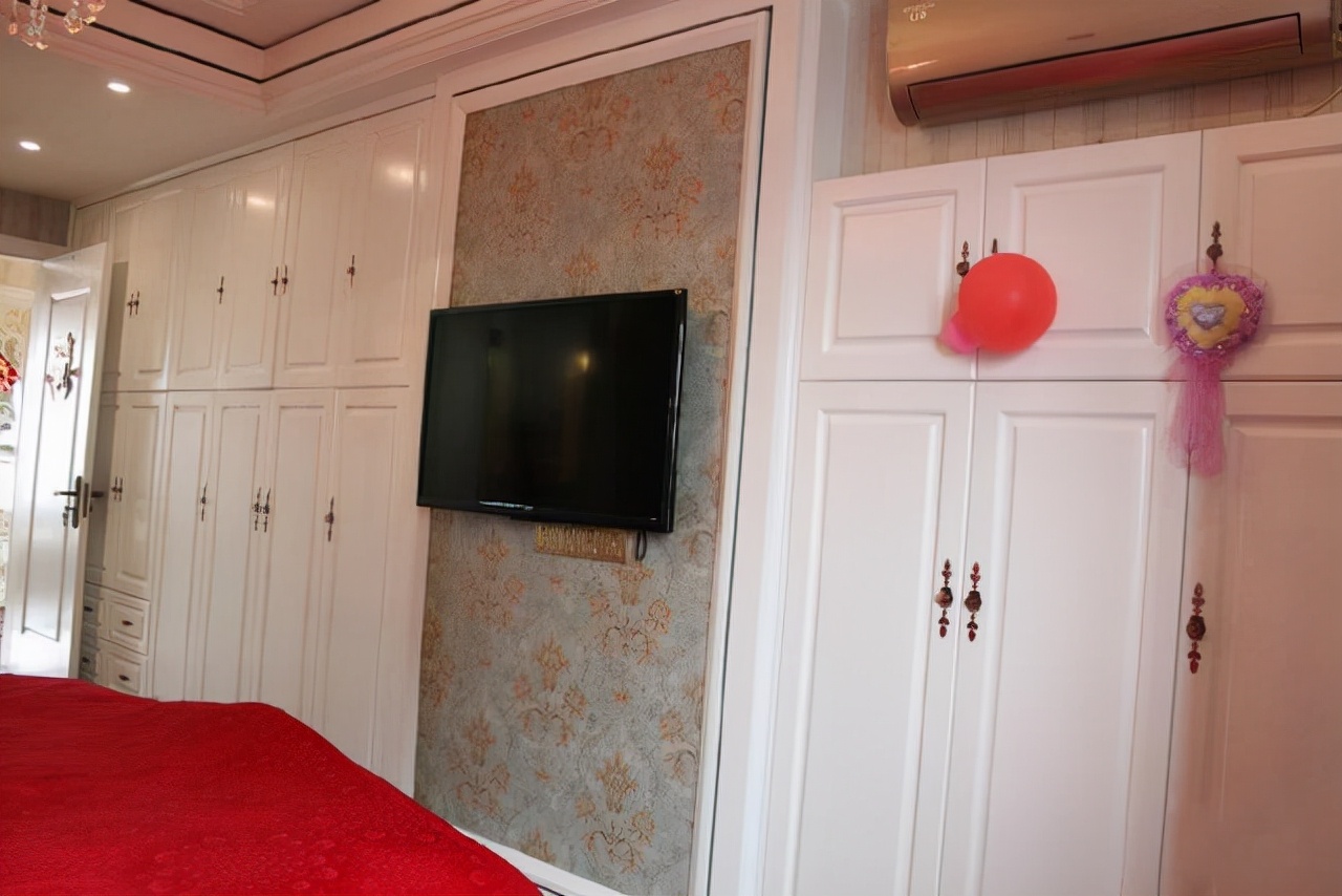 奶茶|新房刚装好，却成了邻居们观光区，大家都说头次见衣柜还能这样做！