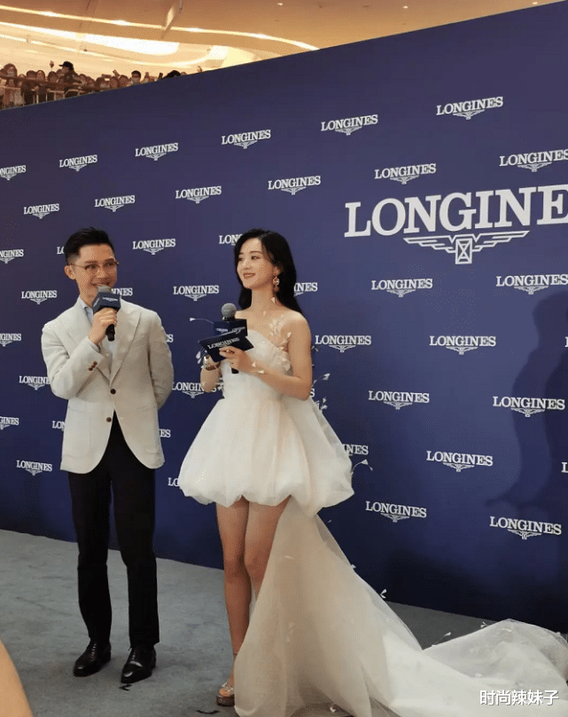 赵丽颖|难怪说上镜胖十斤，看到生图镜头下的赵丽颖，这身材是真实存在吗