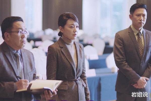 一见倾心|《突围》牛俊杰人间清醒，陆建设恰好相反，两位演员演技给力