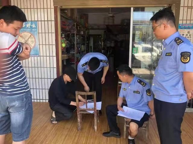 岳阳广电 华容县禹山镇重拳出手拆除违建