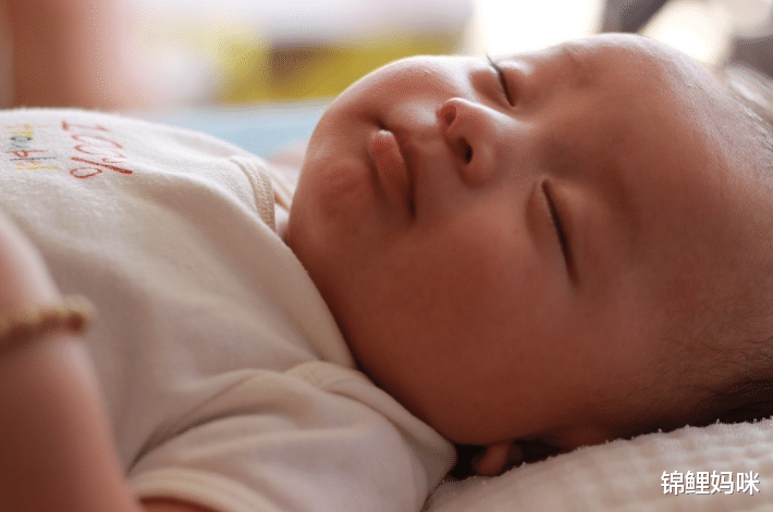 锦鲤妈咪|22点前不睡觉的孩子，智力发育“落后”于小伙伴，别让娃输得太冤