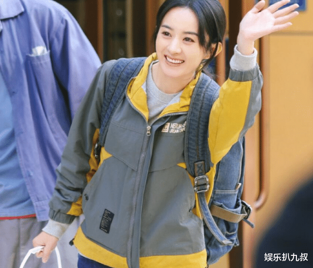 赵丽颖|赵丽颖新剧官宣杀青，素颜造型很有灵气，与大2岁男星扮演夫妻