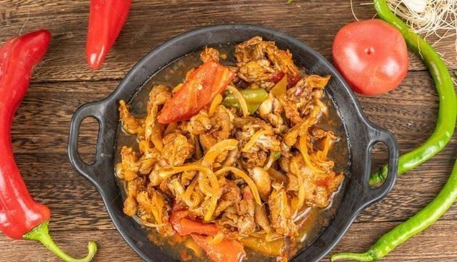 宇航员 从“餐桌美食”到入侵物种，美国牛蛙在我国究竟经历了什么？