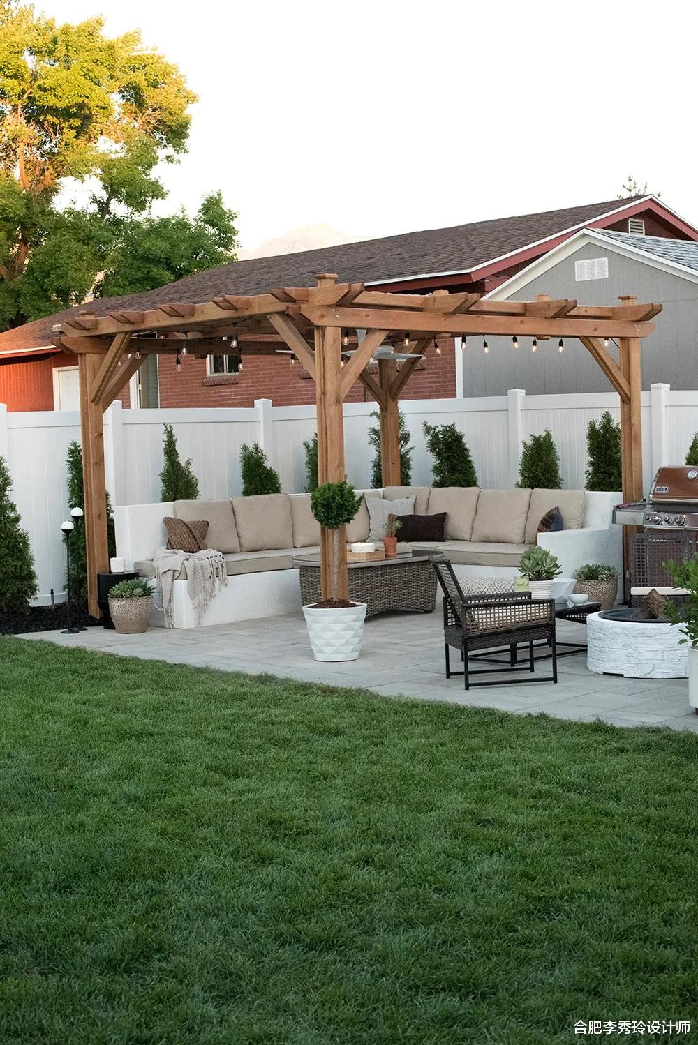 院子放桌椅休闲，总是有人操心下雨天淋湿，材质选对了我从不担心