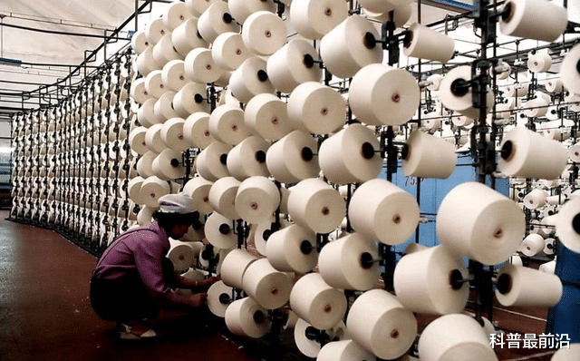 棉花 中国每年进口200万吨棉花，为什么新疆棉花还要不停地出口？