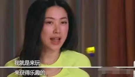 朱珠|?艳压童瑶，获一致好评，她终于从“名媛”走到“演员”