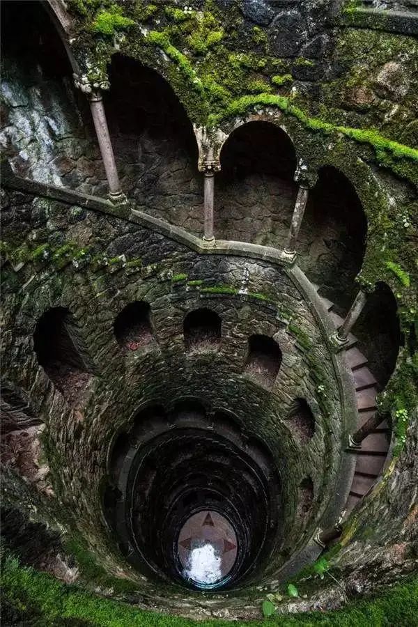 颇有微言 带你见识一下世上最“骚”的楼梯