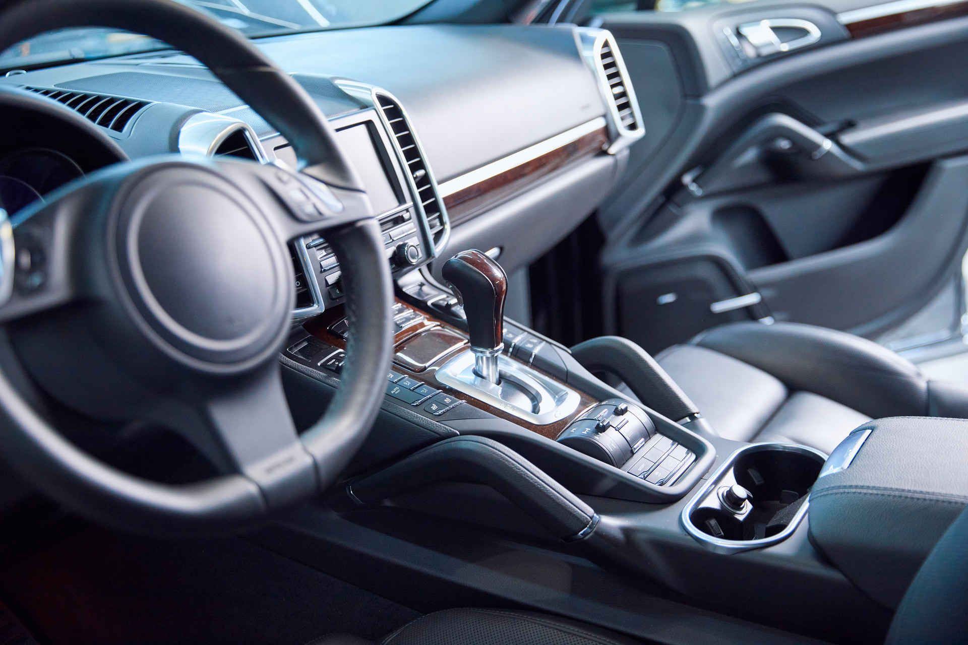 车内除甲醛最有效方法,除了通风,还有什么好办法?