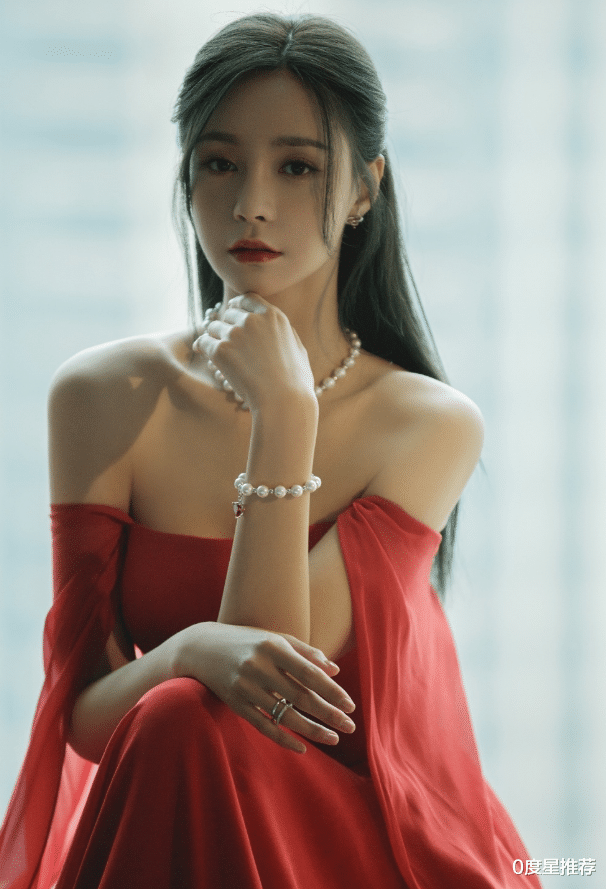 沈梦辰|沈梦辰17岁旧照被扒，看清她当年样子后，理解杜海涛为何不结婚