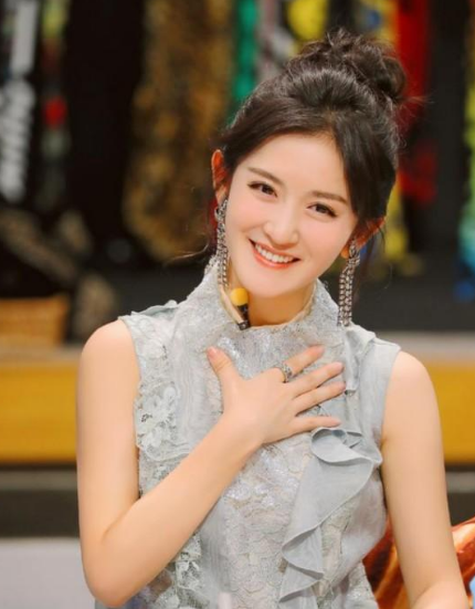 谢娜|如果不是情商低，你这会早超越谢娜成芒果台一姐了吧？