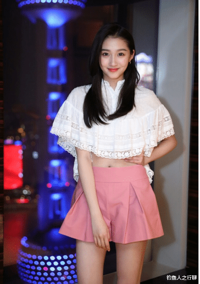 关晓彤|“新四小花旦”的3年巨变，关晓彤开始掉队，张子枫异军突起