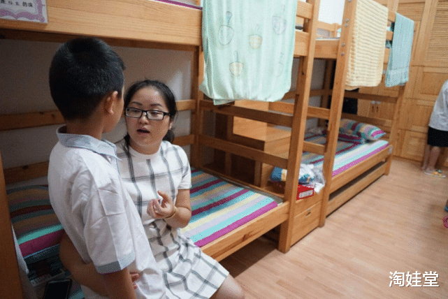 淘娃堂|“再苦也别让孩子住校”,白岩松谈寄宿带给孩子的伤害,很现实