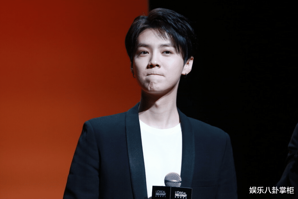 鹿晗|再见了鹿晗，娱乐圈已迎来“新流量时代”