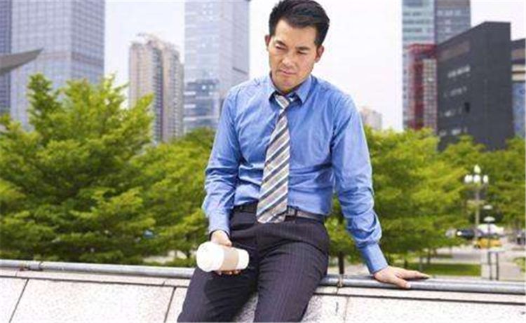 舜网 俗语：野花进房，家败人亡，怎么解释？后面还有句话，男人要注意