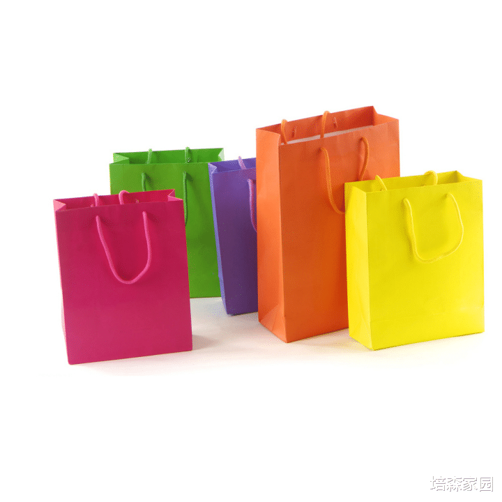 塑料袋和纸袋哪个更环保？