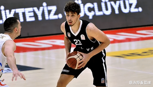 火箭队 火箭官宣达成一笔新交易！4大新星加盟休城，而他却成了最惨输家