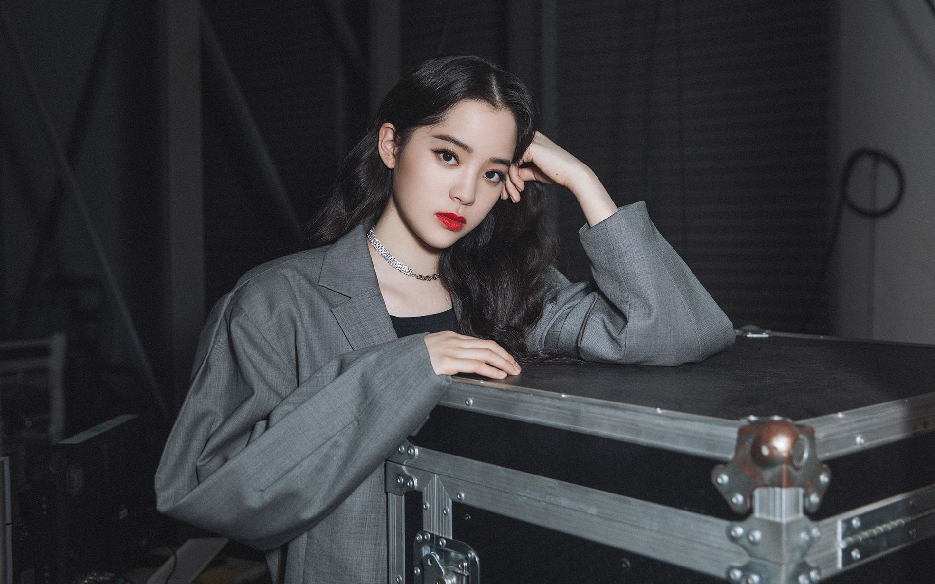 侯明昊|周也一脚踏两船？已经有了赖冠霖的周也，为什么还会和侯明昊炒cp