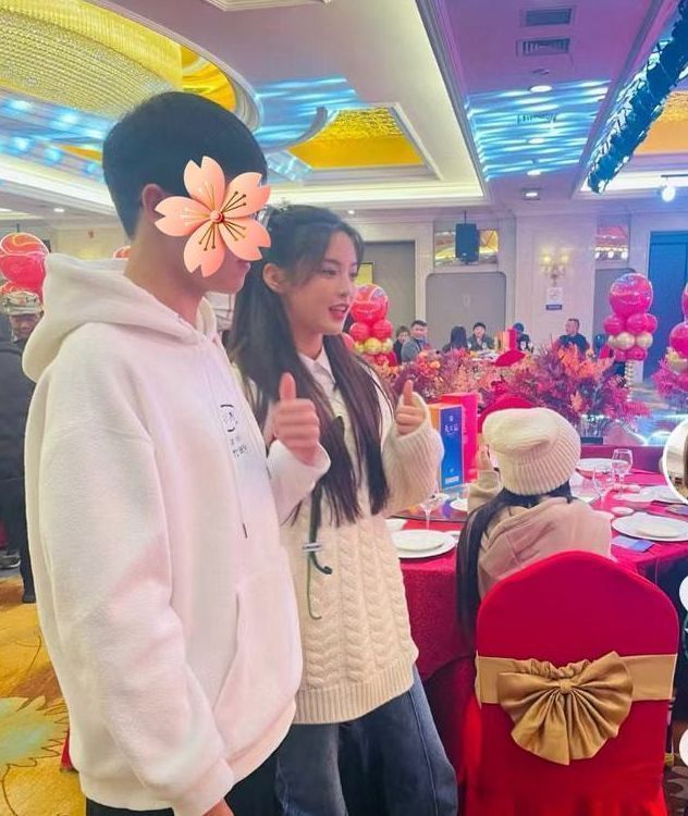 陈伟霆|杨超越爸爸寿宴现场曝光，场面奢侈豪华，当地重要人物现身祝贺