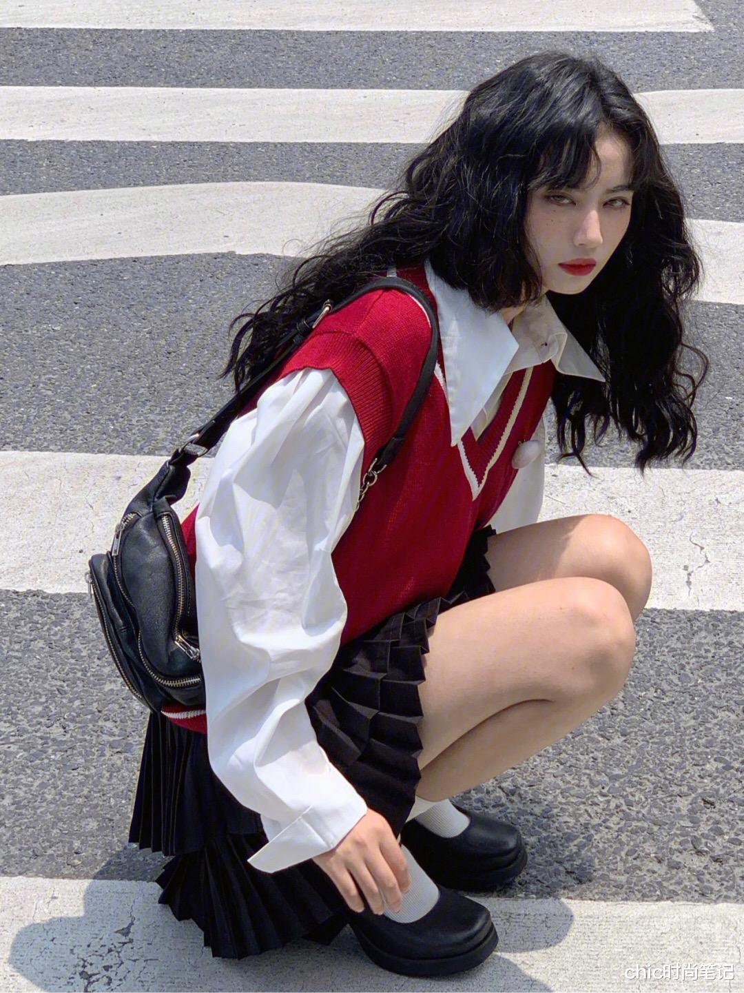 chic时尚笔记|开学不会穿?升级版的校园穿搭,立马吸引小学弟