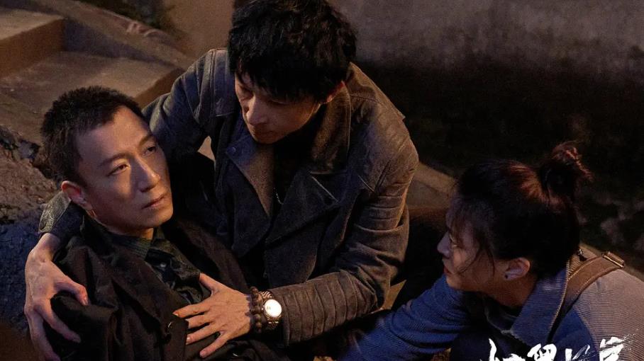 李成阳|《扫黑风暴》大结局：董耀诬陷李成阳黑警，谁知李成阳早已洗脱