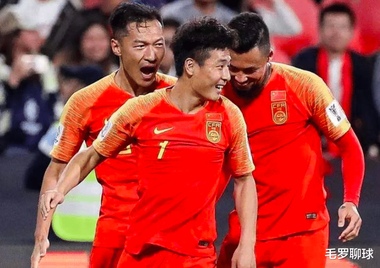 中国队|国足生死战迎3大喜讯，外加两大噩耗，韩国盟友保驾护航李铁武磊
