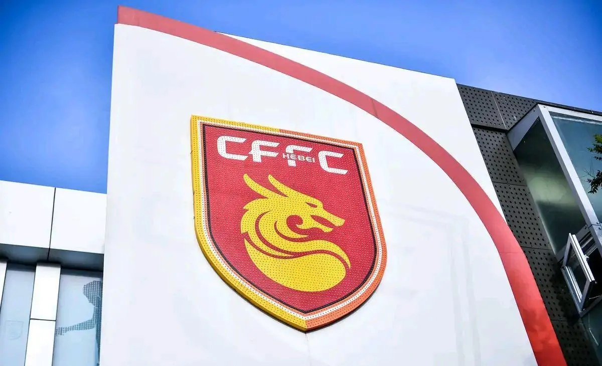 中国足球|中国足球走到这一步，到底是谁之错，一摊子烂事，谁来买单？