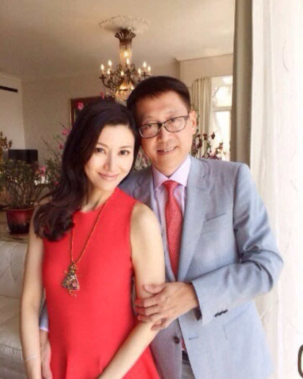 萧亚轩|嫁给赵丽颖的哥哥,隐婚七年,原来她才是圈内最幸福的豪门媳妇