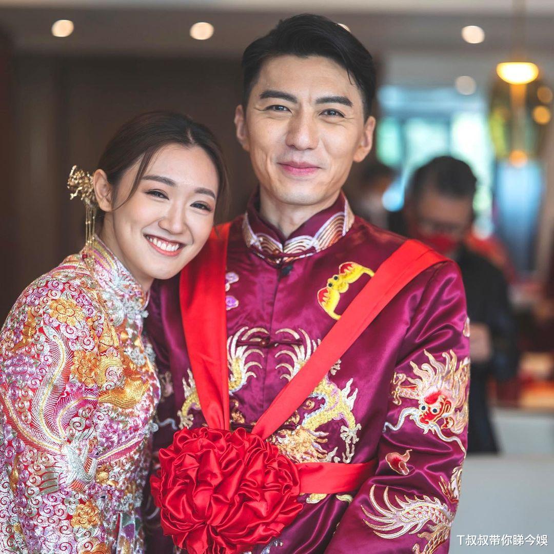 第一桶金|袁伟豪庆祝结婚一周年：「我人生第一桶金就是娶了张宝儿当我老婆」