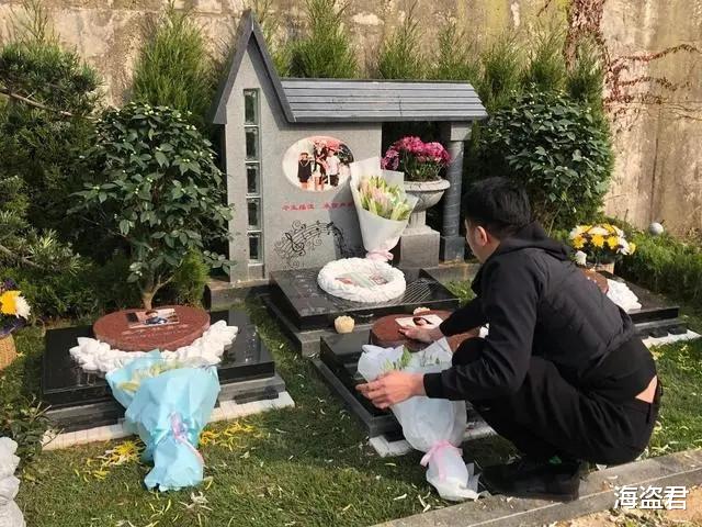 林生斌|林生斌被曝火灾当晚陪小三，小三曾跑墓前发文：这一天我已等太久