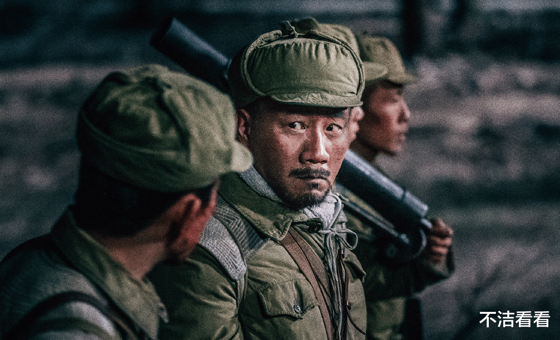 长津湖|单日票房不到500万，《长津湖》退居第三，还能超越《战狼2》吗？