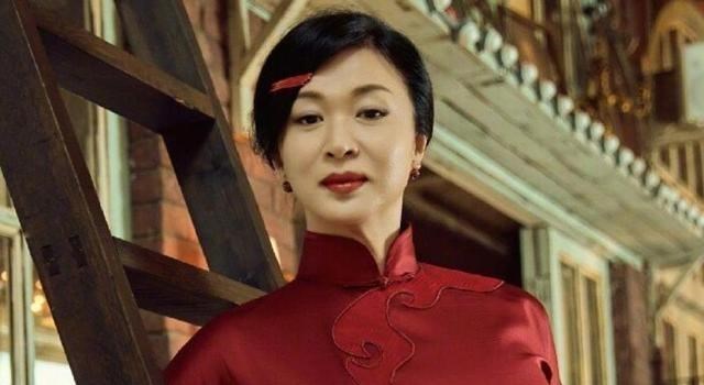 金星|3档节目全被停播，遭各大卫视卸磨杀驴，到底是谁让金星闭上了嘴