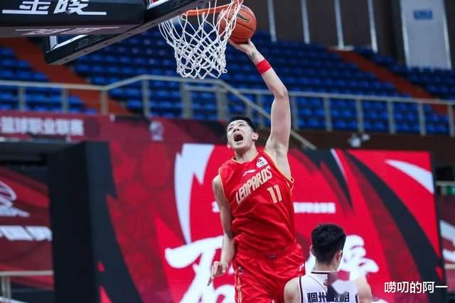 nbl|有想法？沈梓捷仔细询问刘传兴NBL的情况，他会效仿周琦吗？