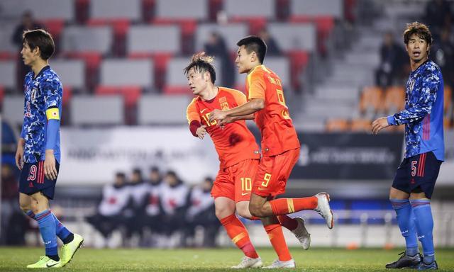 有趣的豆花|国足战胜日本概率突增，场内场外因素叠加，森保一瑟瑟发抖