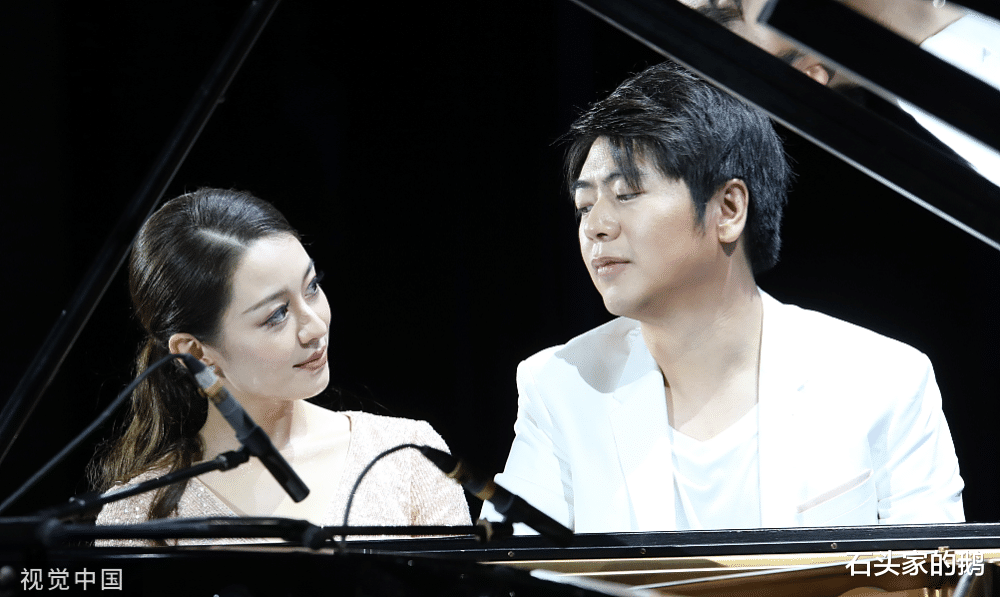 郎朗|郎朗竟然“失业”了!老婆靠胸迎合直男审美,夫妻频繁参加综艺