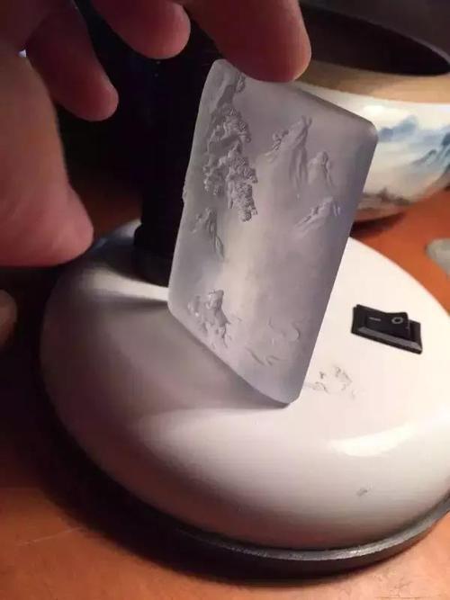 光绪元宝|翡翠知识：4种翡翠要留好，4种翡翠要丢掉。