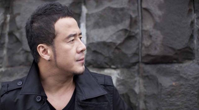 杨坤|她乱点“鸳鸯谱”,为他介绍对象如今杨坤已经49了,依旧孑然一身