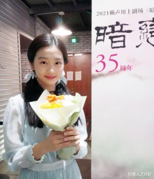 黄忆慈|15岁黄多多收工照片曝光，都是童工，星二代却拥有所有赞誉