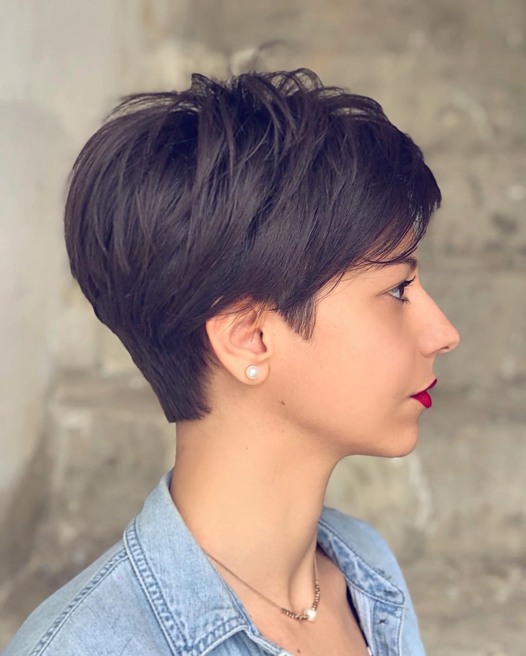 发型|这16款发型很受欢迎,立体瘦脸又解暑,越来越多女性这样剪