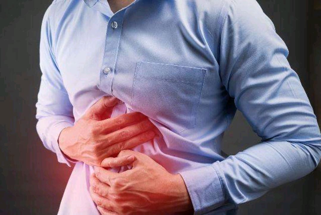 按摩|胃不好的人吃多了容易撑，怎么缓解？利用5个方法，帮助快速消食