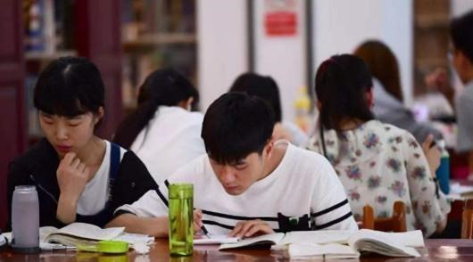 大学|普通家庭的学生可以报考这几个大学,就业率高,而且分数线还不高