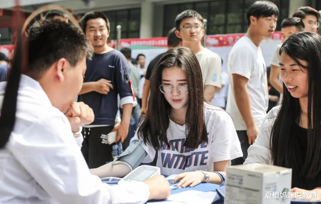 韩国|“三无家庭的本科生我们不要”，大公司HR的一番话，点醒无数人